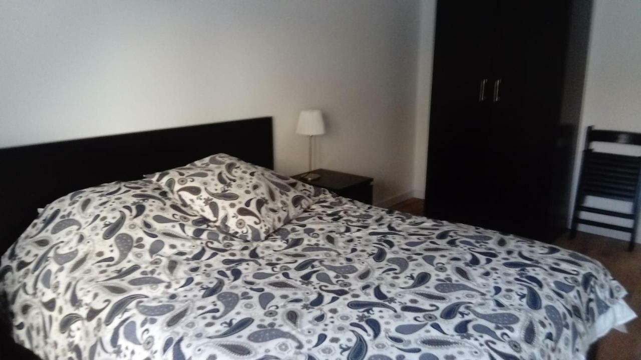 Gite Les 3 Tours 1E Etage Carcassonne Exterior photo